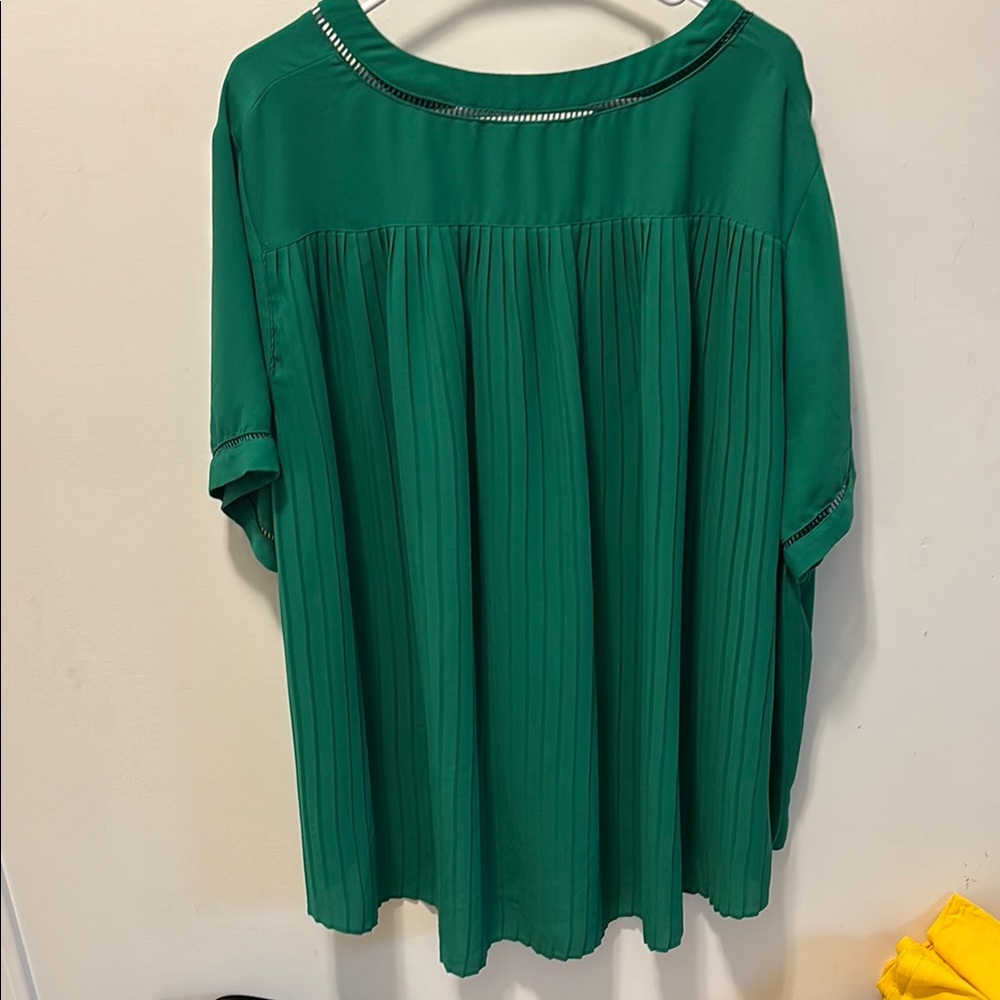 Cato 22/24 Green Women's Dress Top - Picture 3 of 6